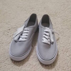 NWT Target Gray Shoes Size 7